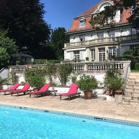 Eden فندق مبيت وإفطار 2*