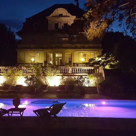 فندق مبيت وإفطار Eden 2*